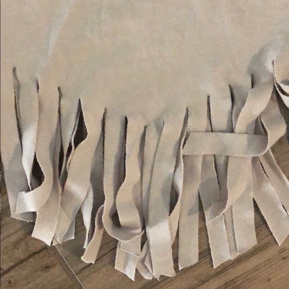 Mudd Fringed top - Picture 3 of 3